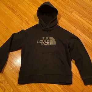 The North Face Pullover Hoodie (Men’s XL)